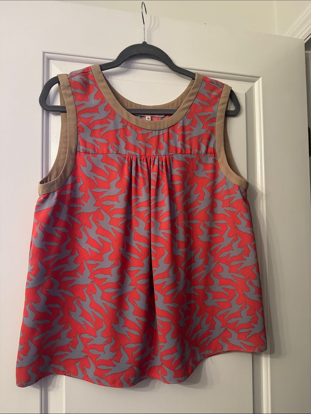 RACHEL Rachel Roy Red and Gray Bird-Print Sleeveless Camisole with Tan Trim